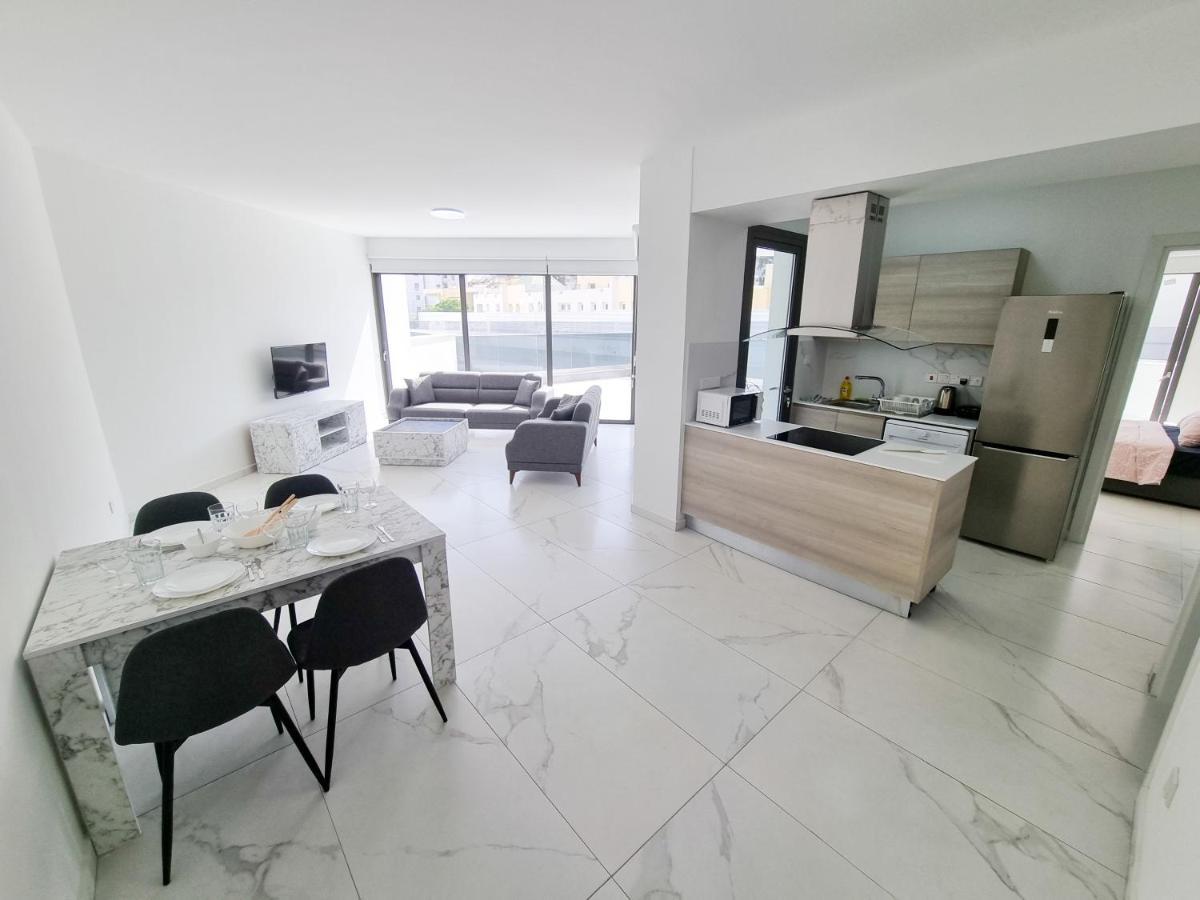 Shades Of Blue Apartment Larnaca Luaran gambar